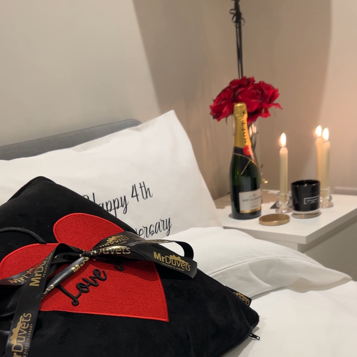 Happy Anniversary Romantic Luxury Bedroom Set Up Experience